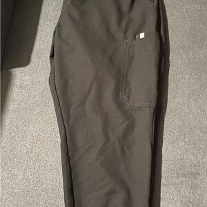 FIGS women’s black uman relaxed scrub jogger XL